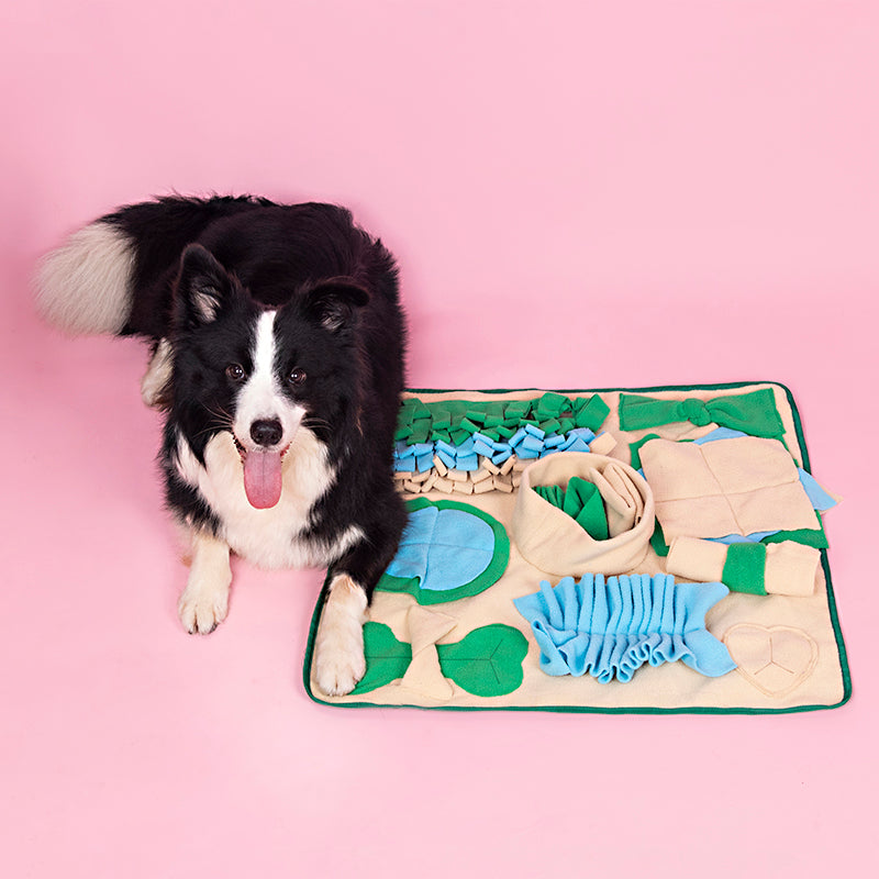 Premium Pet Enrichment Snuffle Mat - Interactive Boredom Buster & Stress Relief Foraging Blanket - Promotes Mental Stimulation & Calming Natural Instincts for Happy Dogs