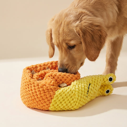 Calming Snail Snuffle Buddy for Dogs - Relieve Anxiety & Boredom with Soft Enrichment Play, Strengthening the Bond Through Interactive Hide-and-Seek Fun