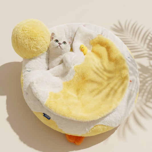 Cozy Cloud Calming Sanctuary with Adorable Duckling Quilt – Premium Plush Pet Nest for Cats & Small Dogs – The Ultimate Snuggle Spot for Deep Sleep, Anxiety Relief & Happy Naps