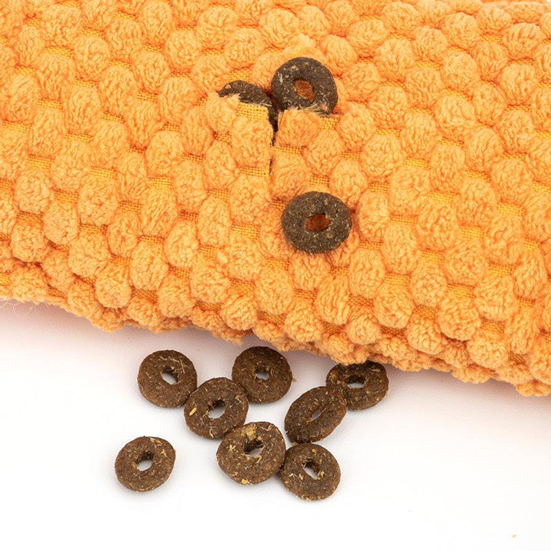 Calming Snail Snuffle Buddy for Dogs - Relieve Anxiety & Boredom with Soft Enrichment Play, Strengthening the Bond Through Interactive Hide-and-Seek Fun